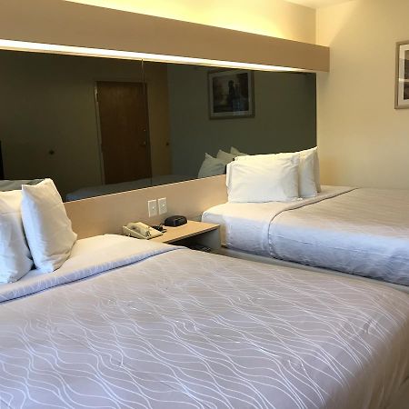 Mariner'S Village Resort Carlyle Luaran gambar