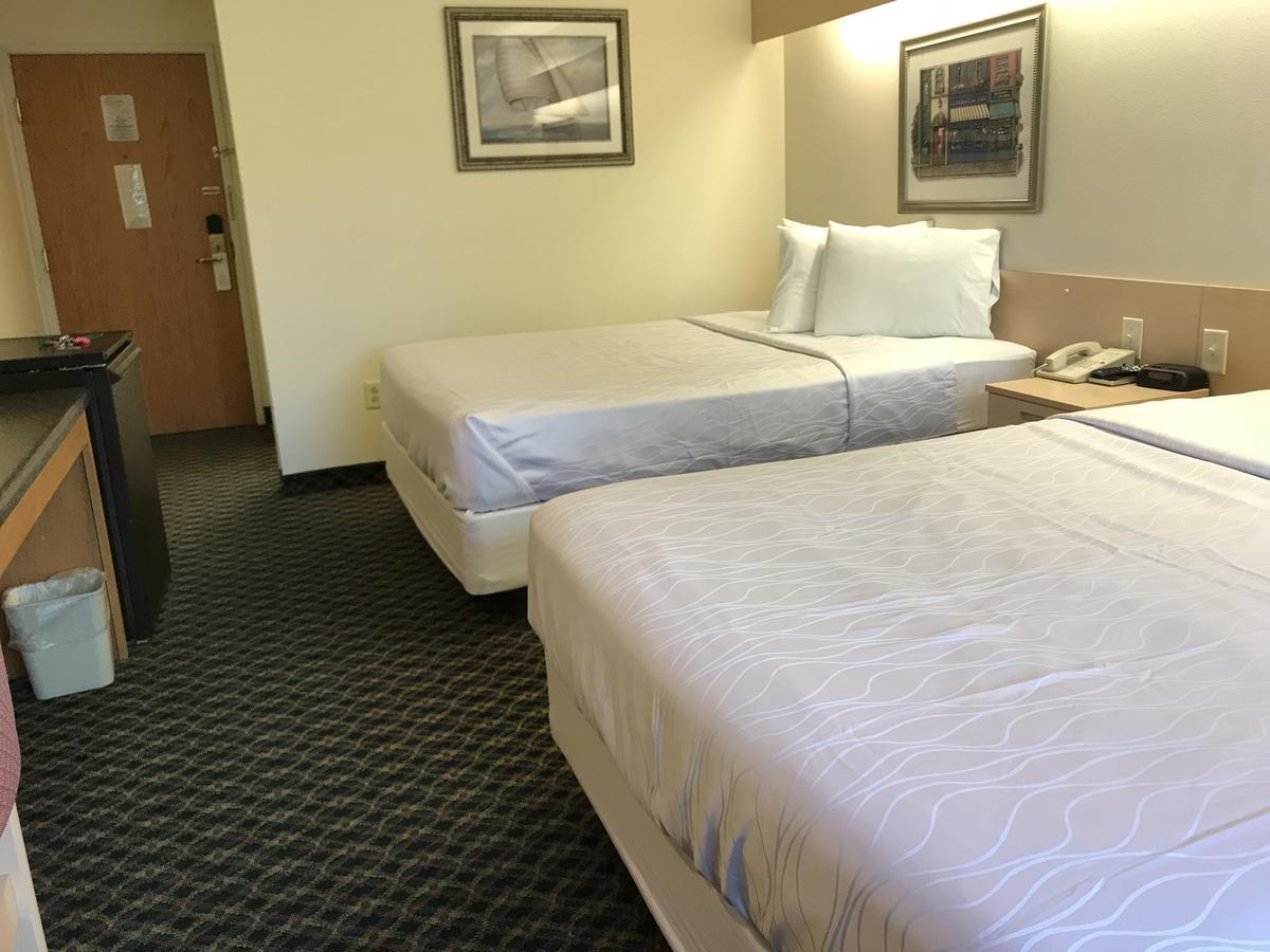 Mariner'S Village Resort Carlyle Luaran gambar