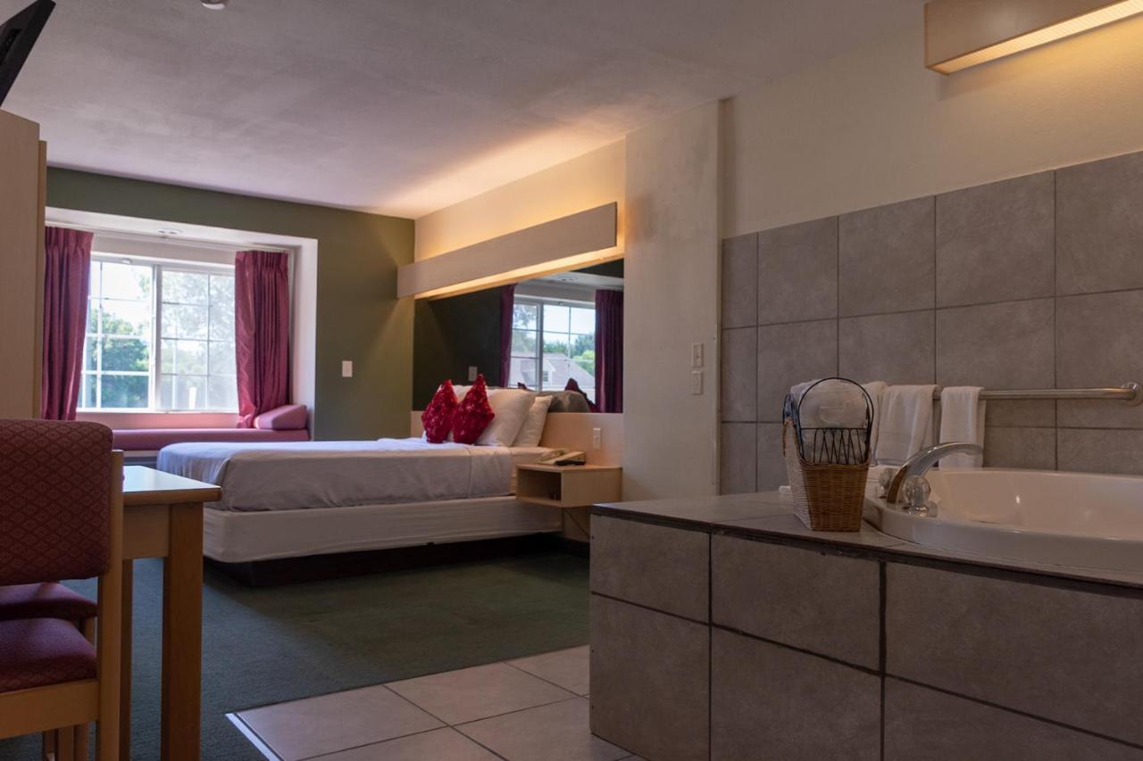 Mariner'S Village Resort Carlyle Luaran gambar